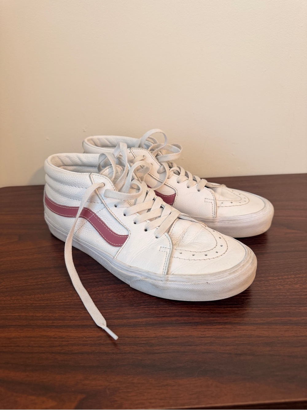 Vans Sk8-Mid White Leather Rose Pink Sneakers Men’s 9 Women’s 10.5